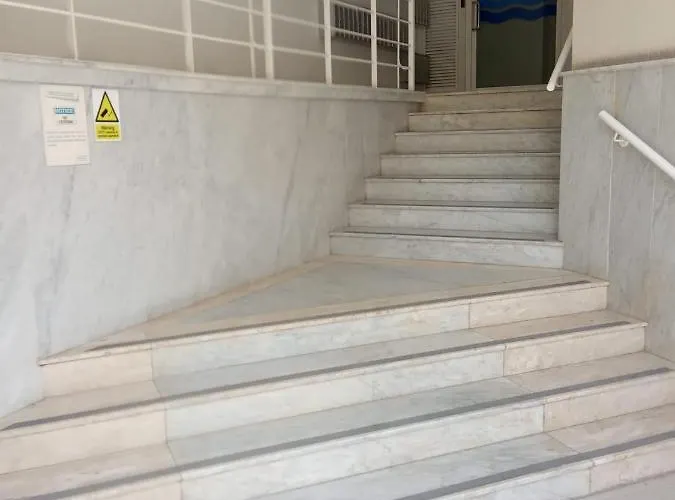 St Pauls Bay Luxury 2 Bedroom Blue Water Flat 36 *