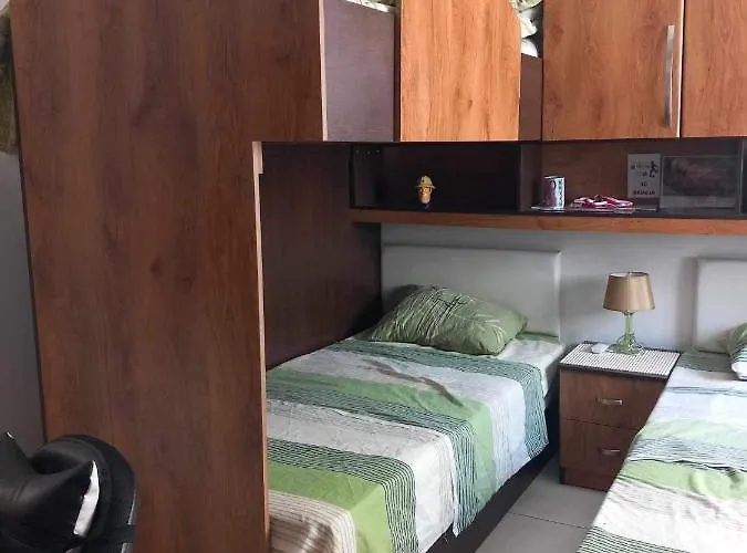 St Pauls Bay Luxury 2 Bedroom Blue Water Flat 36 Daire *