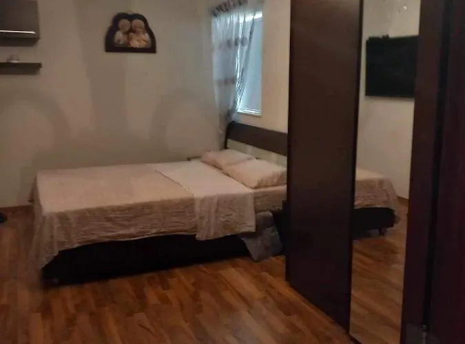 St Pauls Bay Luxury 2 Bedroom Blue Water Flat 36 *